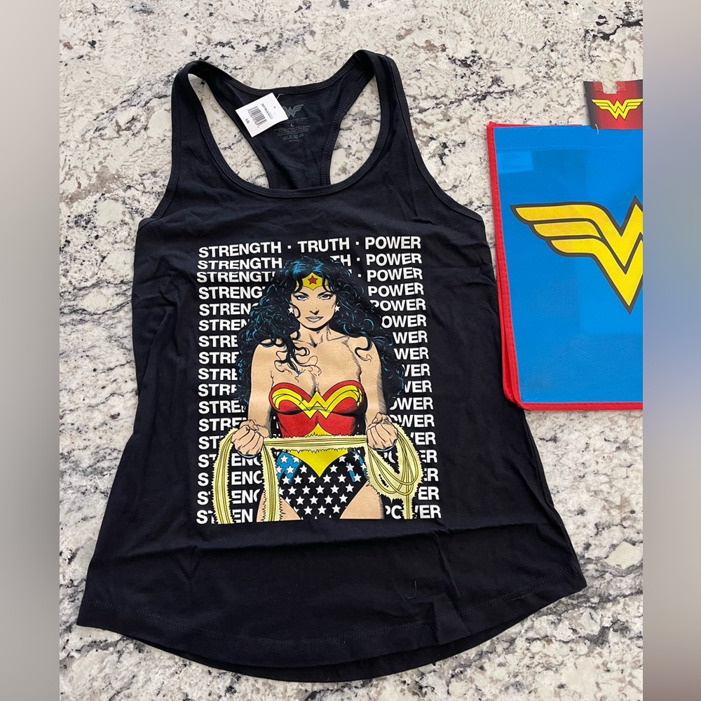 Wonder Woman Active Tank Top w/ Gift Bag
